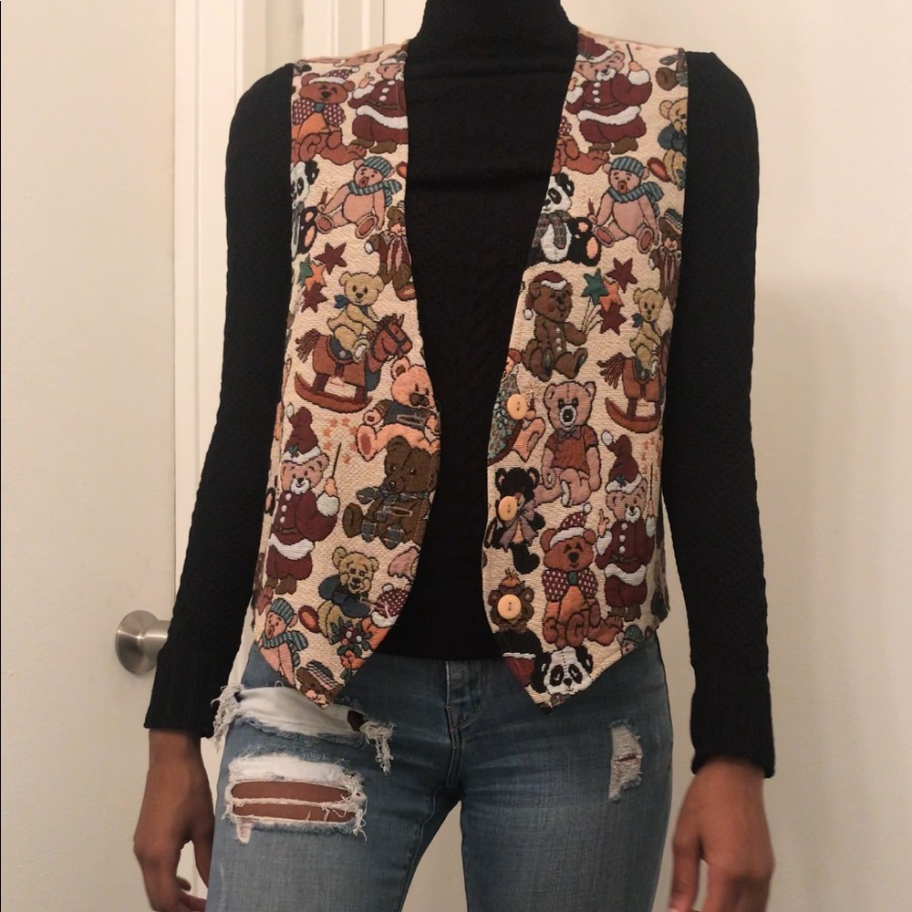 Cute bear vest!!